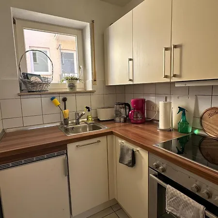 2-room Domicile In Wuerzburg's Trendy District *