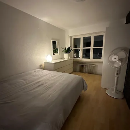 2-room Domicile In Wuerzburg's Trendy District *