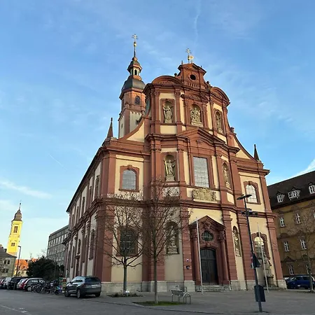 2-room Domicile In Wuerzburg's Trendy District Würzburg