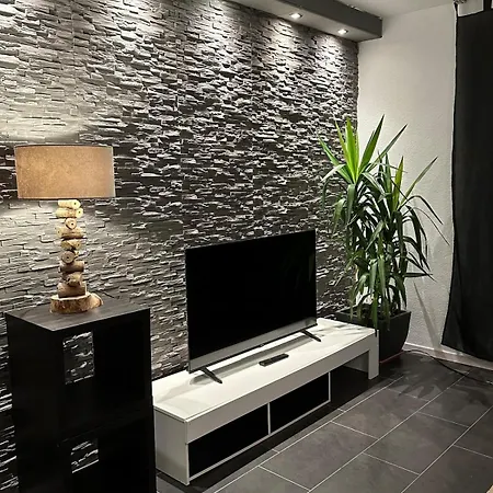 2-room Domicile In Wuerzburg's Trendy District Apartman *
